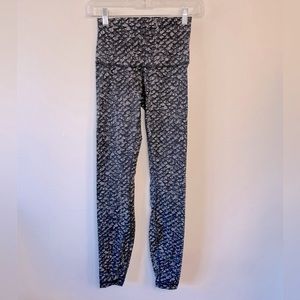 Lululemon Wunder Under Size 4 Nulux Plume White Black High Rise